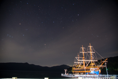 芦ノ湖の夜空