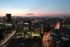 後楽園から見た新宿方面の夕焼け