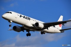 千里川 J-AIR E190