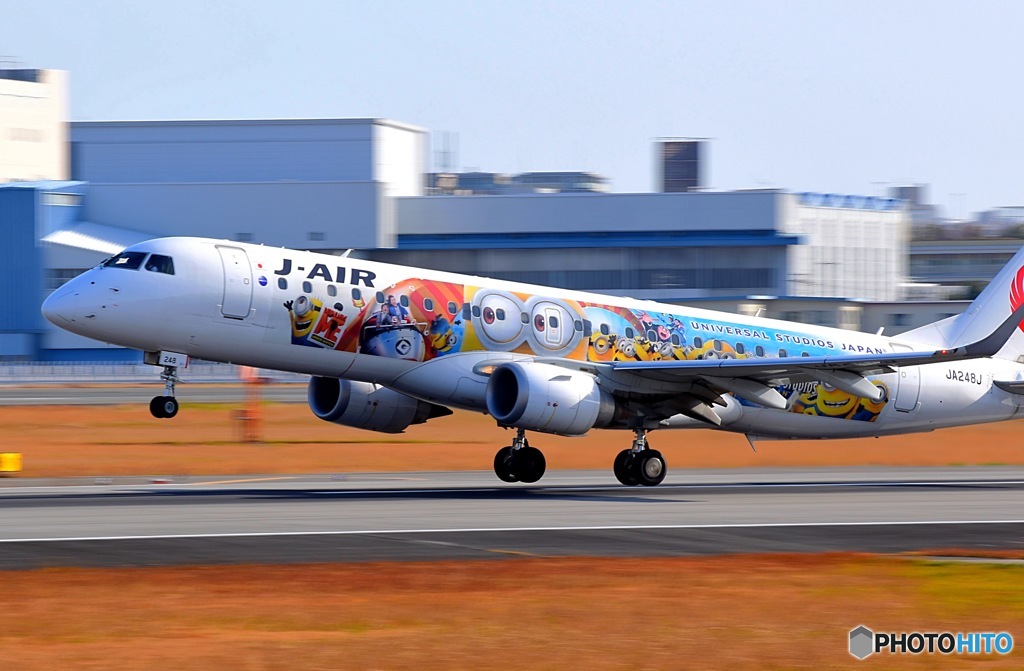 伊丹スカイパーク J-AIR E190 ミニオンジェット