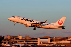 伊丹スカイパーク J-AIR E170