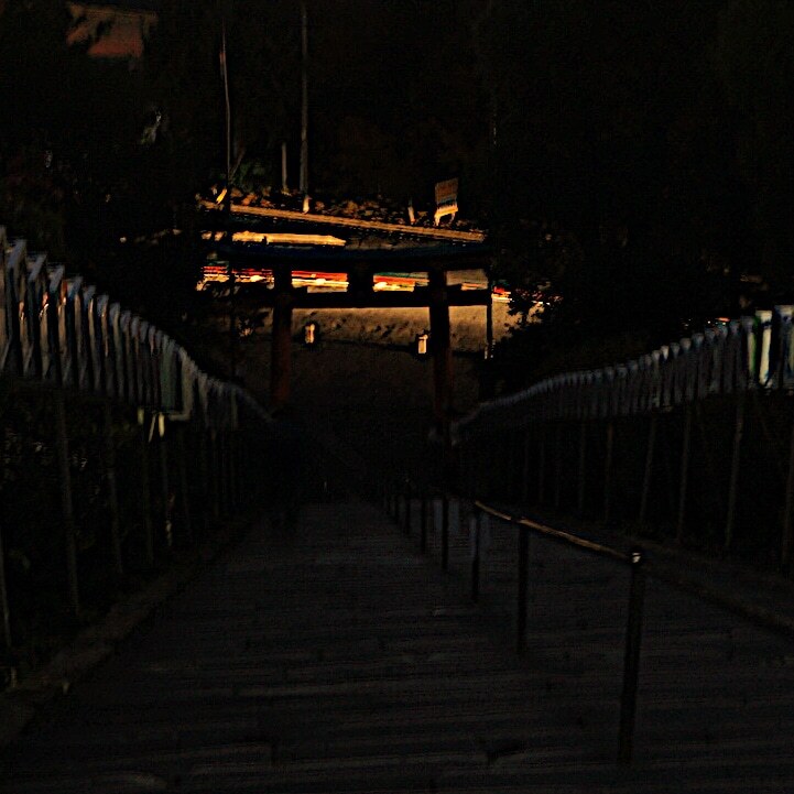 暗い階段