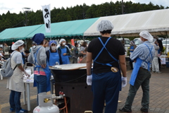 待つの