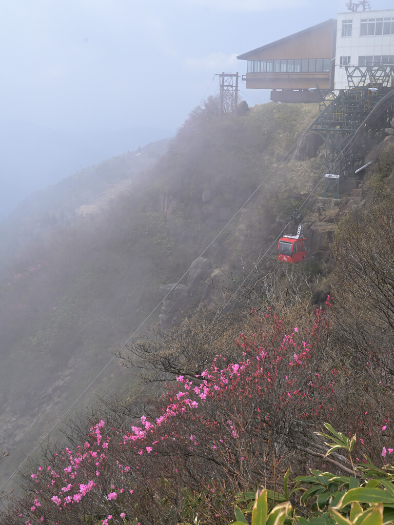 霧の山頂