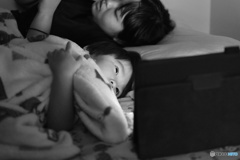 姉弟で夜ふかし