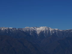 陣馬形山より眺める駒ヶ岳