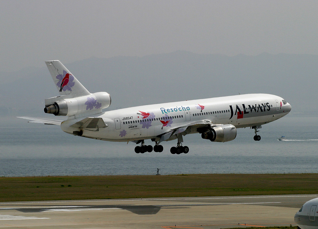 JAL Ways DC-10-40 "Reso'cha"（KIX）