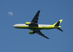JIN Air B777-2B5ER（KIX）