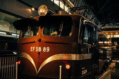 EF58-89