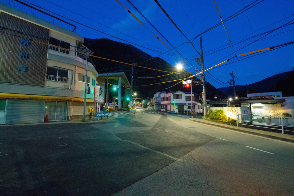 静か