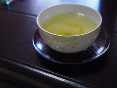 お茶でもいかが