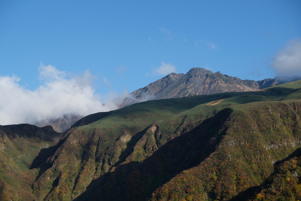 鉾立より鳥海山頂