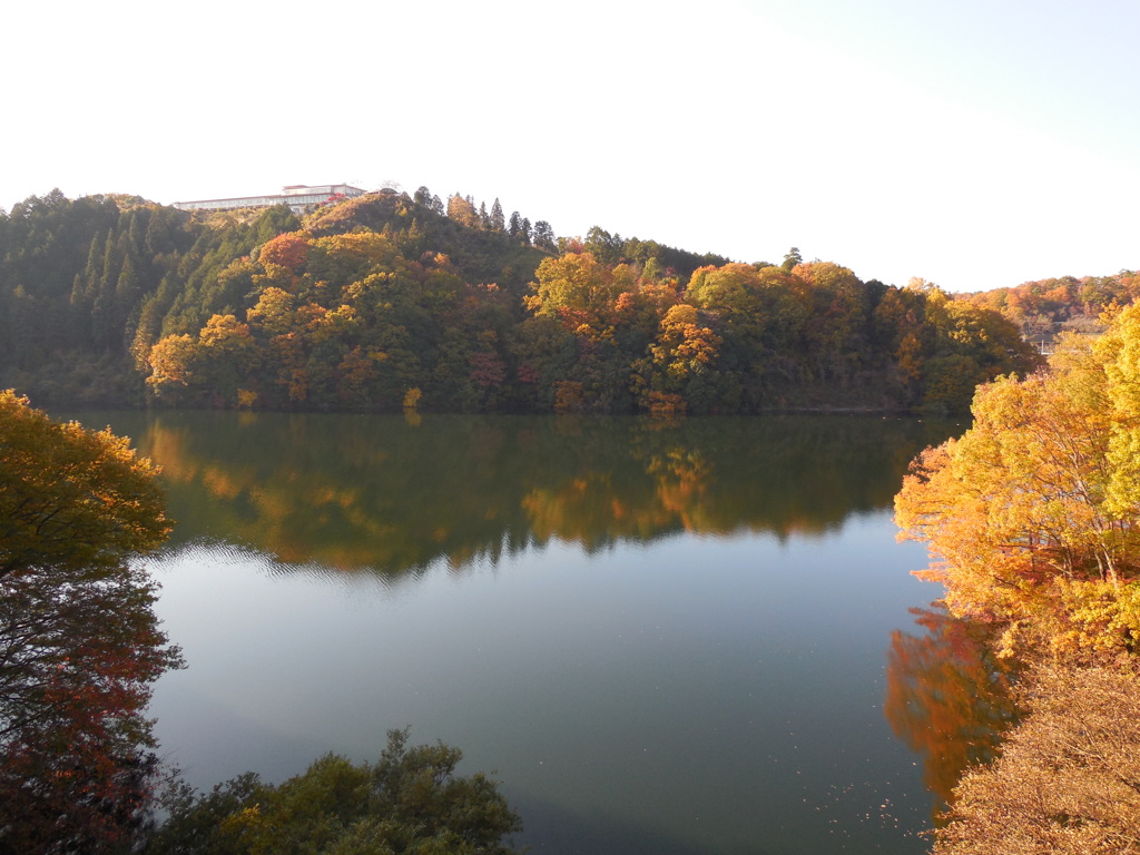 青蓮寺湖