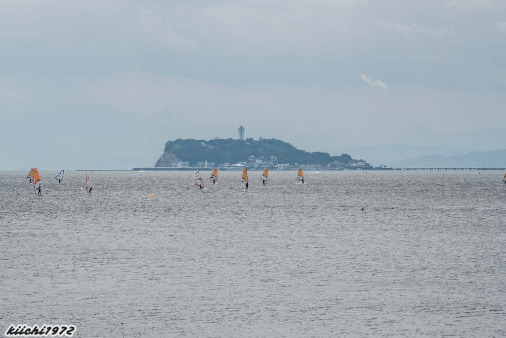 江ノ島を望む