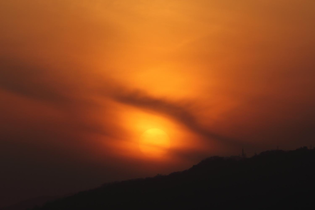 朧太陽