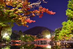赤橋に 似せて紅葉 あと少し