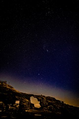 馬の背と星