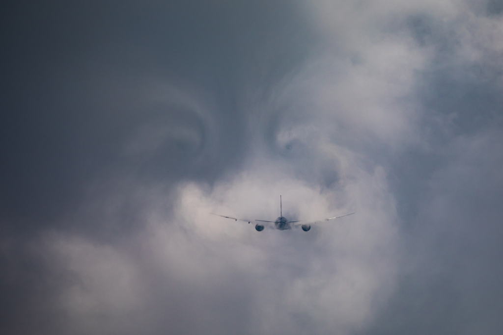 後方乱流(Fedex BOEING777)