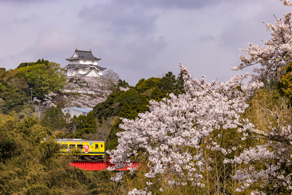 城下の春