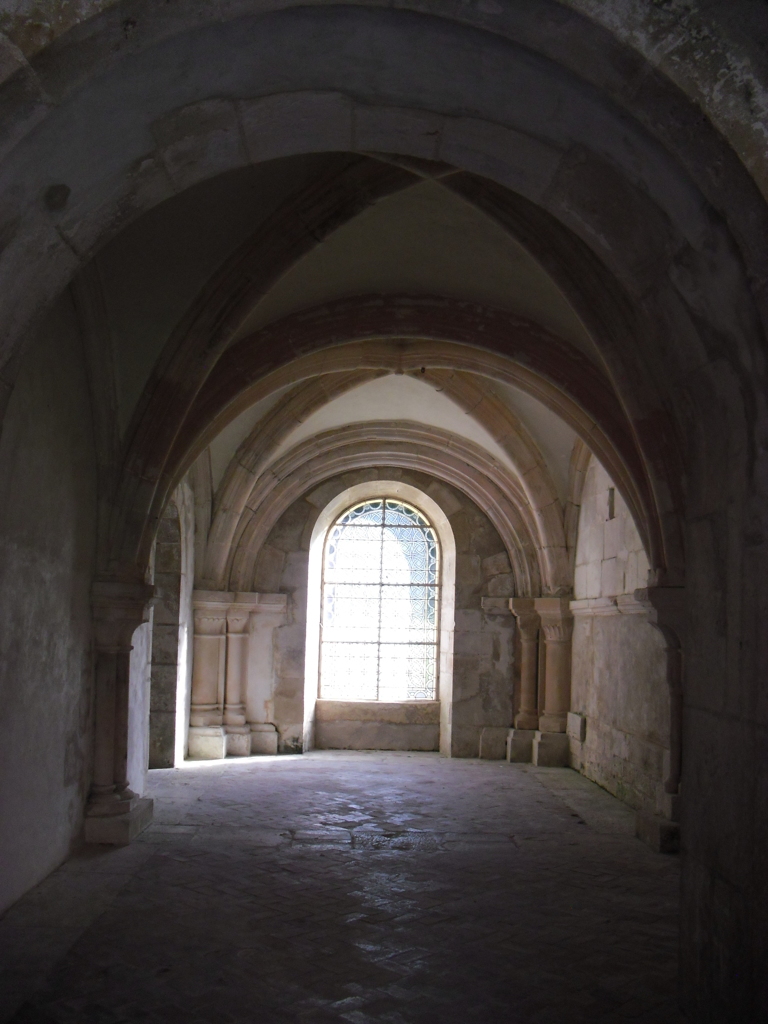 Abbaye de Fontenay (Copyright free)