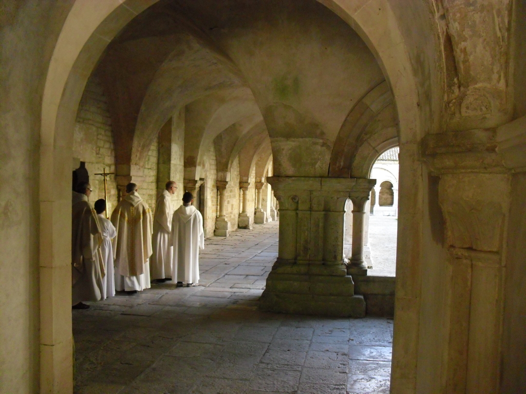 Abbaye de Fontenay (Copyright free)