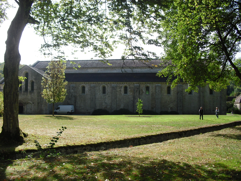 Abbaye de Fontenay (Copyright free)