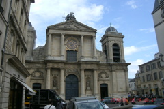 near Palais de Versailles
