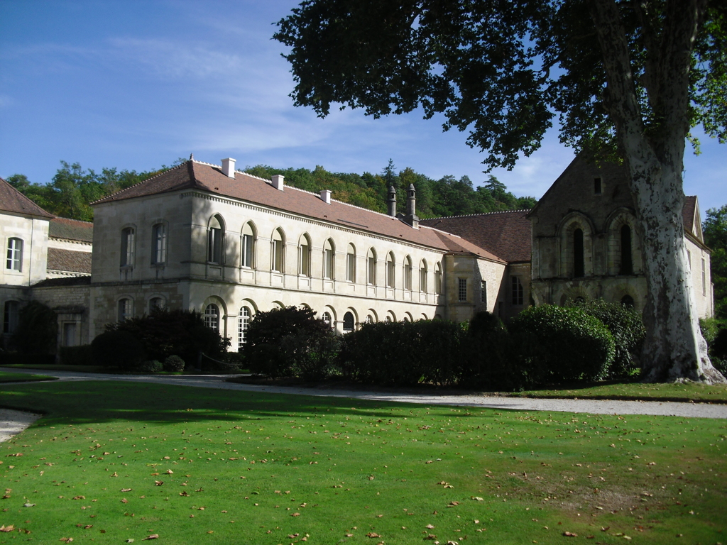 Abbaye de Fontenay (Copyright free)