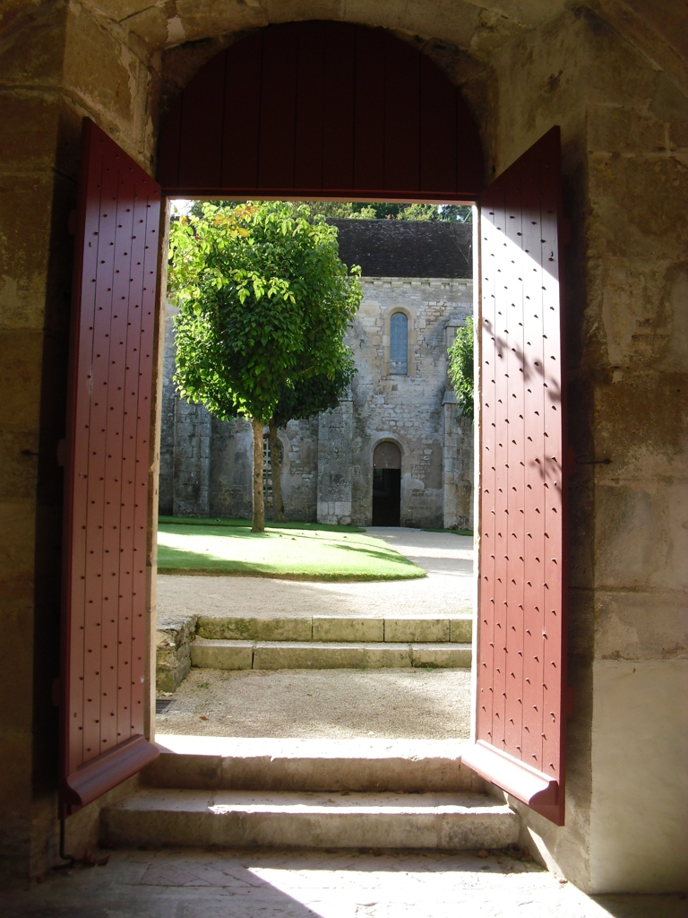 Abbaye de Fontenay (Copyright free)