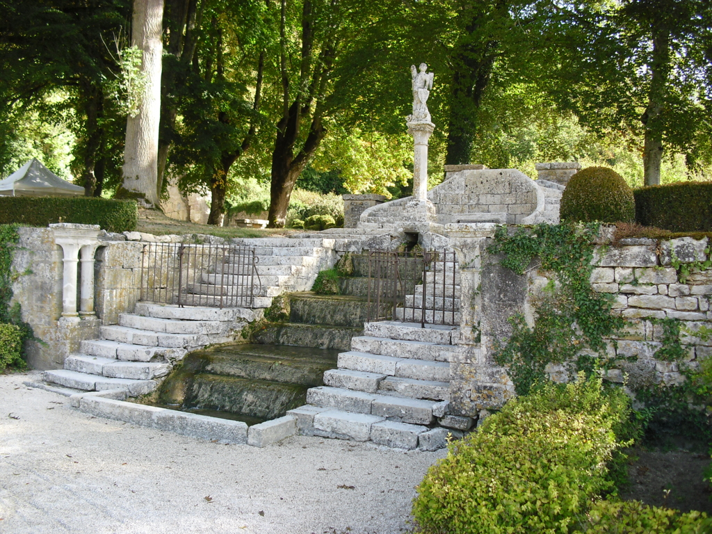 Abbaye de Fontenay (Copyright free)