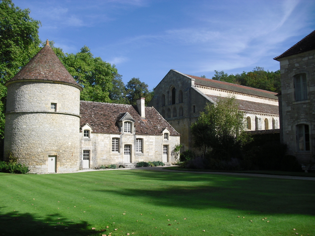 Abbaye de Fontenay (Copyright free)