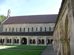 Abbaye de Fontenay (Copyright free)