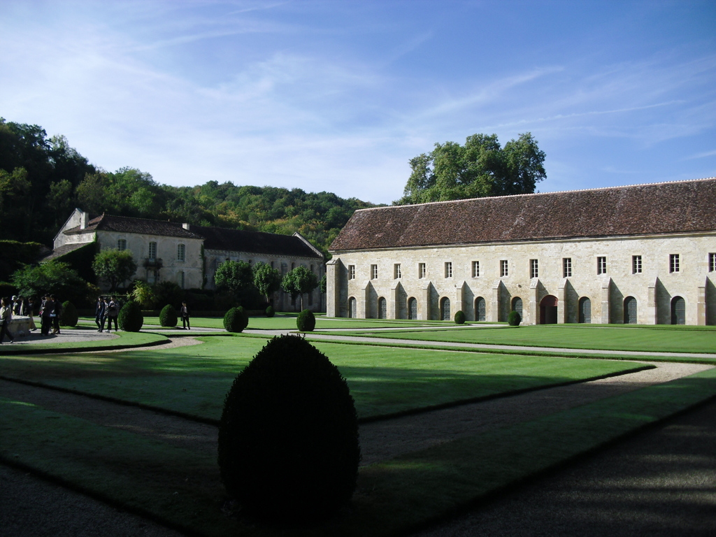 Abbaye de Fontenay (Copyright free)