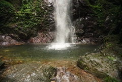 払沢の滝(滝つぼ)_水量多しVer