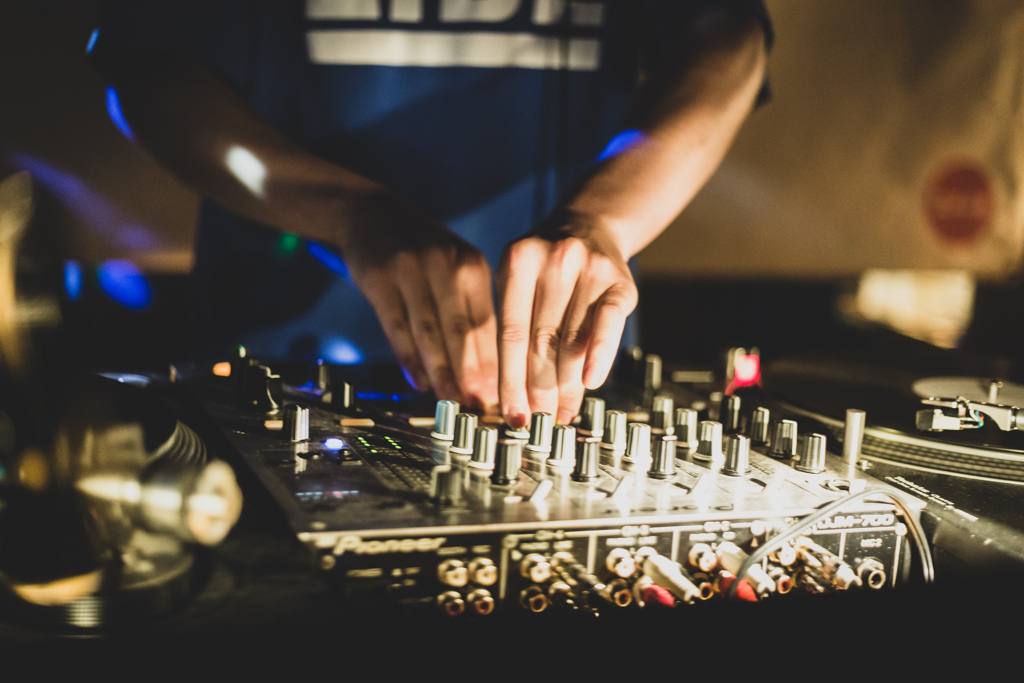 DJの手元～②