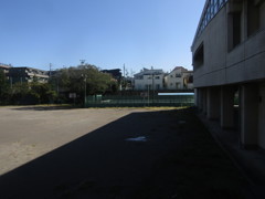 旧板橋区立向原中学校