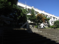 旧板橋区立向原中学校