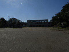 旧板橋区立向原中学校