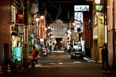 商店街の一本路地には