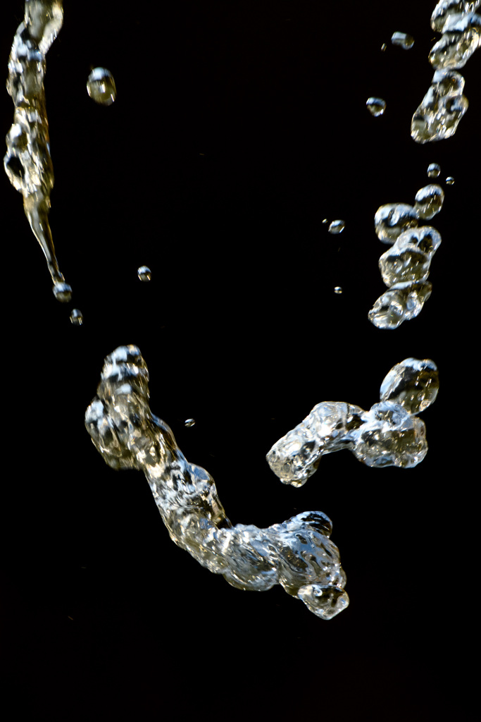 水