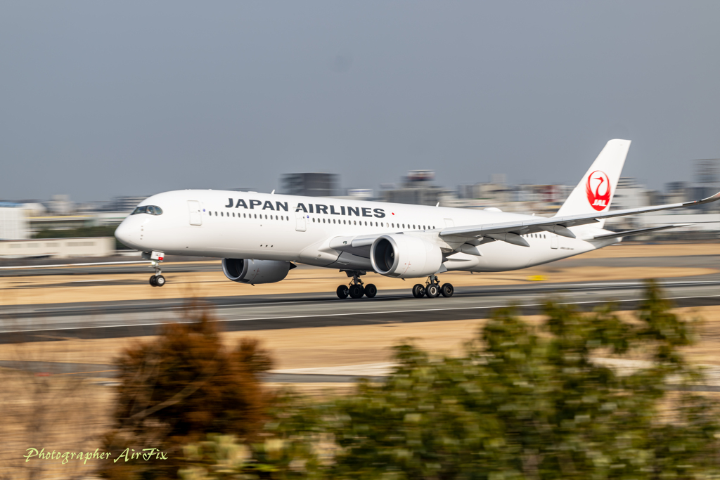 JA14XJ Take-off