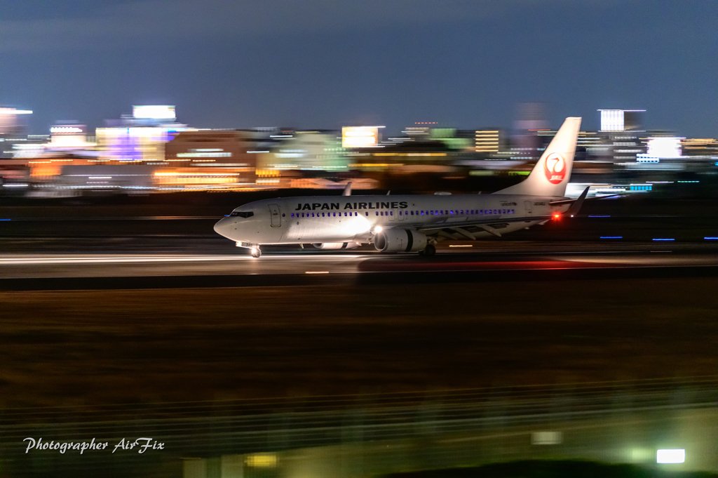 JAL JA348J