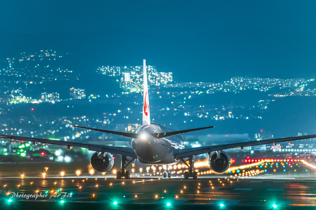 千里川からのスポット JAL B767