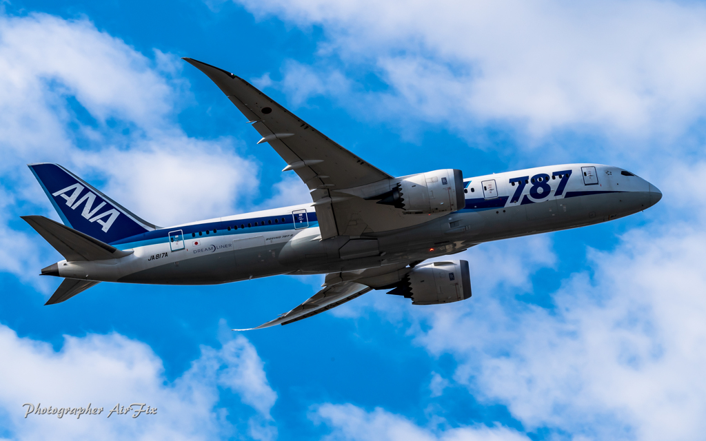 ANA B787 DREAM LINER JA817A