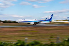 ANA JA82AN Touch-down