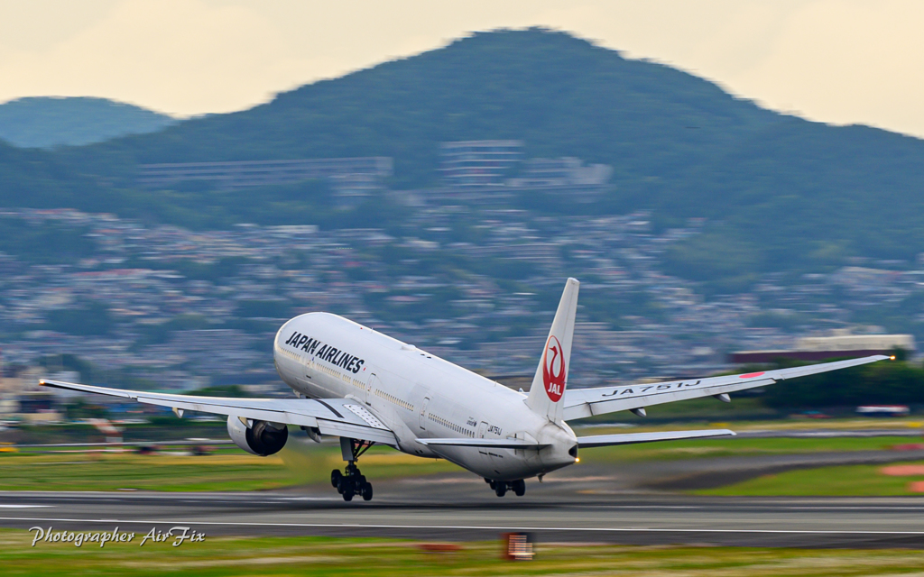 ITM JAL B7 JA751J