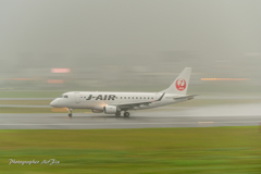 豪雨 JA211J