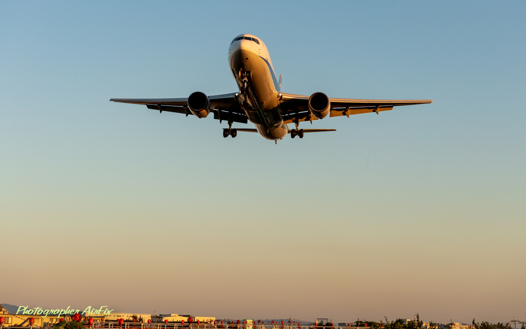 Sanctuary for airplane photography 10