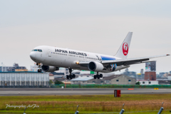 JAL Boeing 767-346-ER JA615J