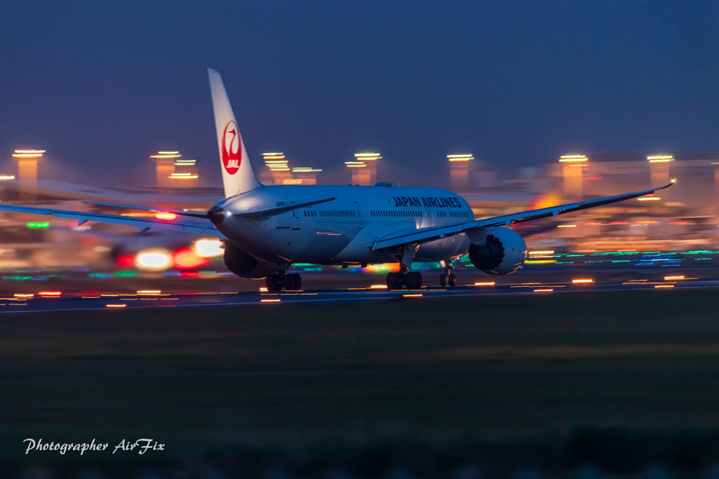 JAL B8 Take-off in NRT